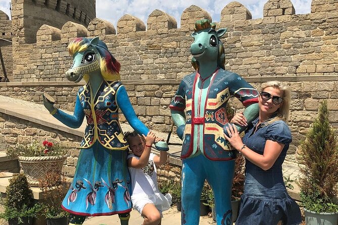 Private Baku City Tour - Perfect for first-time visitors - Entering Icheri Sheher through the Pair Gate