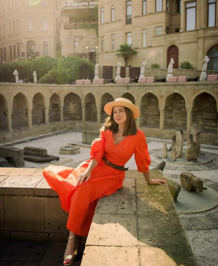 Private Baku Old City Photoshoot - A Short Break Inside the Old City for Resetting Your Face and Shoes