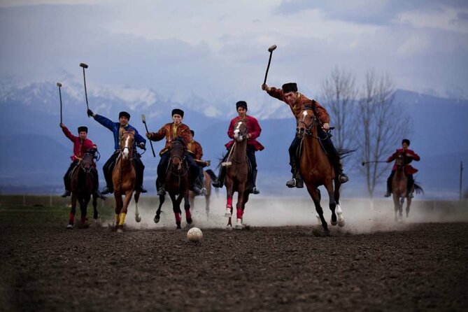 Private Full Day Baku Adventure Tour - Who this tour is perfect for, and who should think twice