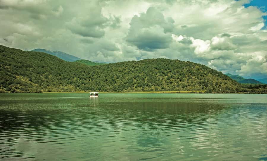Shamakhi and Gabala Guided Day Tour - Getting from Baku to the mountains: timing and realistic expectations