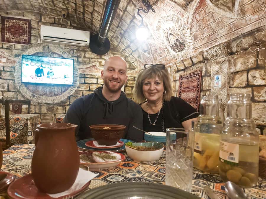 Taste of Azerbaijan: Cuisine Tour with Snacks and Dinner - Meeting at Icherisheher: How to Start Without Stress